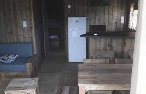 Recoules-Previnquieres Casa | Acampar Plo *** - Hotel rústico 3 habitaciones 4/6 personas