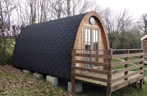Verteillac Chalet De Esquí | Camping Le Pontis*** - Atypical Chalet Tonneau 2 people