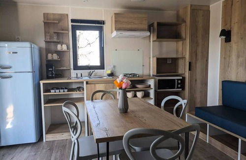 Belloc Casa | Camping le Roc del Rey** - Mobile home cabin for 4 people