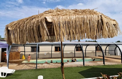 Sallertaine Casa | Acampar P'tites casas de la pradera - Cottage 3 habitaciones 4 personas (2 adultos como máximo) - "cabaña de David croquet" -