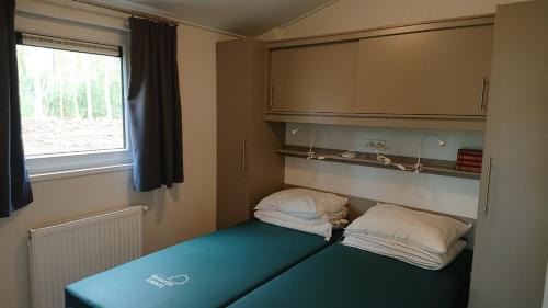 Remersdaal Chalet De Esquí | Camping Natuurlijk Limburg - chalet 4p
