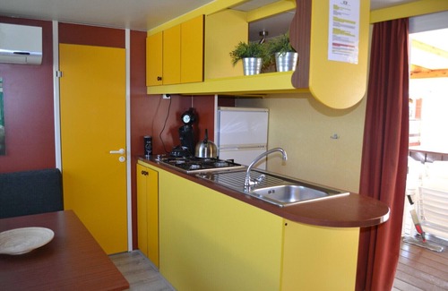 Viareggio Chalet De Esquí | Camping Paradiso - Aranciona 7