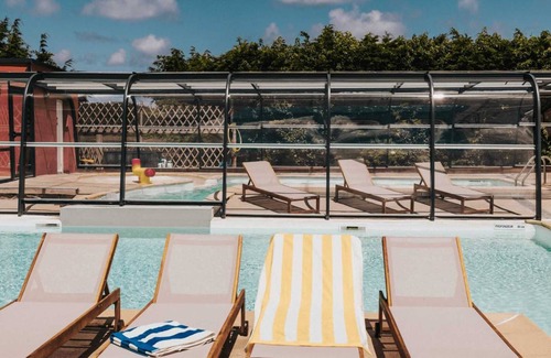 Pleumeur-Bodou Casa | Camping - Piscine - efadda