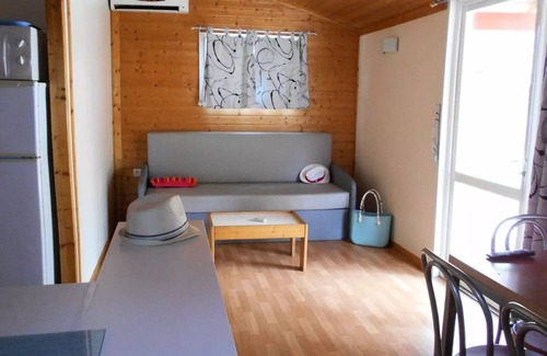 Le Muy Chalet De Esquí | Camping Tikayan Les Cigales***** - Chalet Quirigua Confort 4 Rooms 6/8 People Air Conditioning