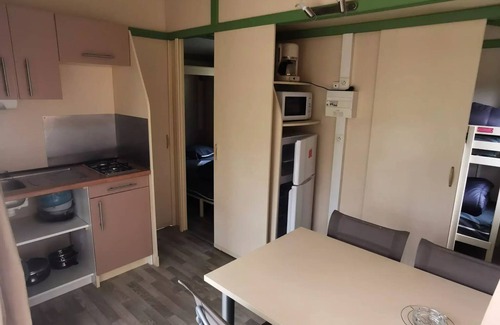 Ucel Chalet De Esquí | Camping Ushuaïa Villages les Pins d'Ucel **** - GENET - Chalet 21.5m² + TV 4 people