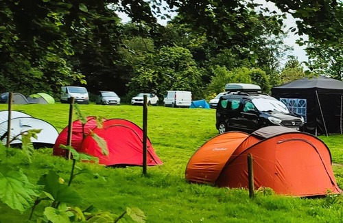 Motreff Alquiler De RV | Camping Vieilles Charrues ptt-dj shuttle, swimming pool included. 5min from carhaix