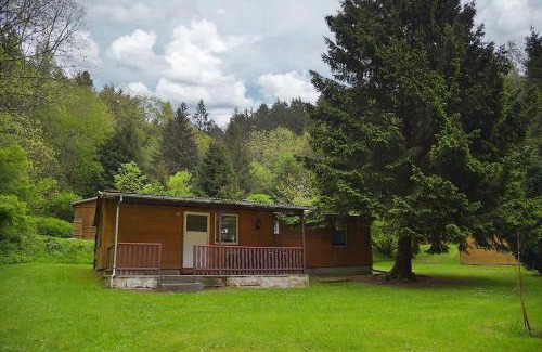 Erlau Otro | Campingplatz & Bungalowdorf am Waldbad