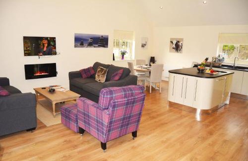 Pattiswick Casa | Campion Lodge