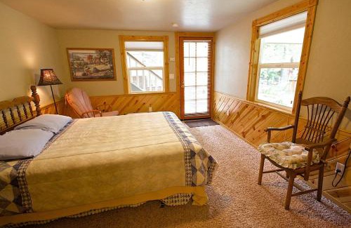 Bass Lake Casa | Campos Lake House