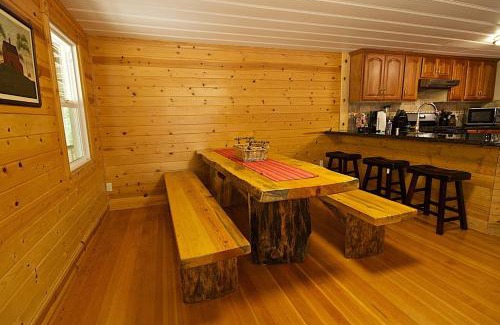 Bass Lake Casa | Campos Lake House