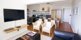 Camps Bay Casa | Camps Bay Village - Stone Cottages