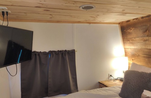 Mt Cobb Casa | Campsite ,close to Ledgedale Recreation Area, Lake Wallenpaupack, Pa.