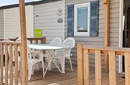 Saint-Amans-des-Cots Casa | Campsite Domaine des Tours**** - Comfort XL 3-room mobile home for 4/6 people
