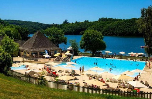 Saint-Amans-des-Cots Casa | Campsite Domaine des Tours**** - Classic 4-room mobile home for 6 people