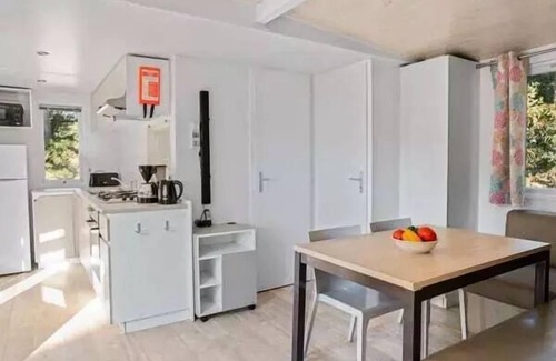 Saint-Amans-des-Cots Casa | Campsite Domaine des Tours**** - Mobile home Comfort 4 rooms 6 people