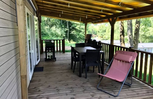 Saint-Theoffrey Casa | Campsite Flower Ser Sirant - Mobile Home Premium Lake View 4 Rooms 2 Bathrooms 6 People Air Conditioning