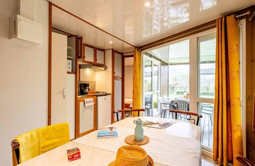 Badefols-sur-Dordogne Chalet De Esquí | Campsite maeva Getaways Les Bö-Bains **** - Chalet Motel 3 Rooms 4/6 People Air-conditioned 2 Bathrooms