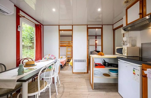 Badefols-sur-Dordogne Chalet De Esquí | Campsite maeva Getaways Les Bö-Bains **** - Chalet Eden 3 Rooms 5 People Air-conditioned