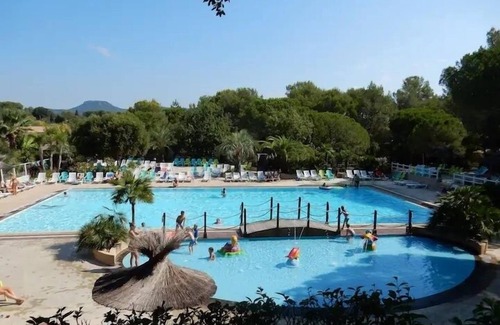 Roquebrune-sur-Argens Chalet De Esquí | Campsite chalet France at Cotes d'Azur nearby sea