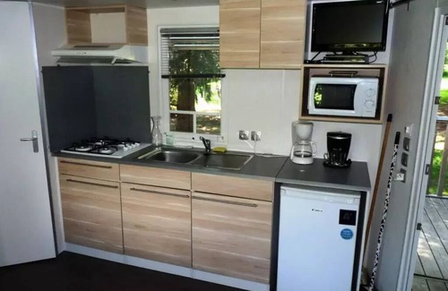 Champagnac-le-Vieux Casa | Camping La Chanterelle *** - Casa móvil Ophéa 3 habitaciones 4 Personas