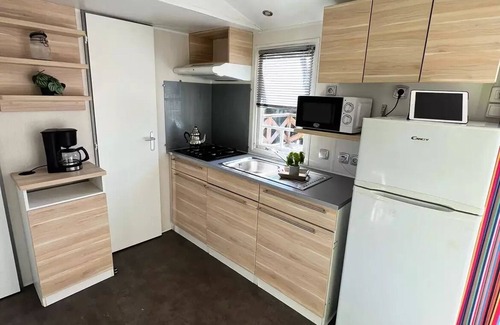 Grayan-Et-L'Hopital Casa | Camping Les Franquettes **** - Casa móvil XXL de 4 habitaciones para 6 personas