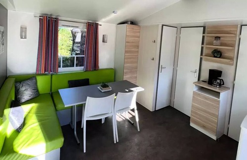 Grayan-Et-L'Hopital Casa | Camping Les Franquettes **** - Casa móvil XXL de 4 habitaciones para 6 personas