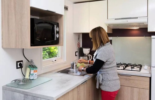 Saint-Leu-dEsserent Casa | Camping Le Pré des Moines *** - Mobil Home Mint 4 habitaciones 6 personas con aire acondicionado