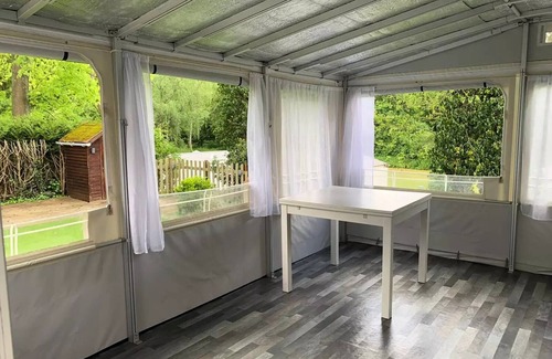 Saint-Leu-dEsserent Casa | Campsite Le Pré des Moines * - Mobil-home LAVANDE + 3 bedrooms 2 to 6 people - 2 pers. included in the tariff