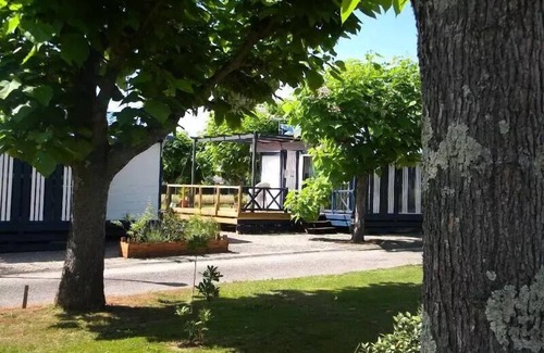 Fumel Villa | Campsite Les Catalpas *** - Cottage 2 CH air conditioning 7 people
