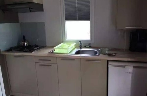 Fumel Casa | Campsite Les Catalpas *** - H28 Mobilhome CLIM 1 ch confideal couple Bed of 160 2 persons