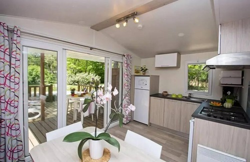 Apt Casa | Campsite maeva Breathe Le Luberon **** - Cottage Provence 3 Rooms 5 People (4 adults + 1 child) Air-conditioned