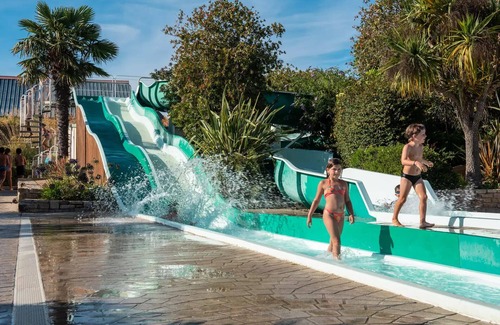 La Foret-Fouesnant Casa | Camping de Keranterec **** - Cottage Six 4 habitaciones 4/6 personas