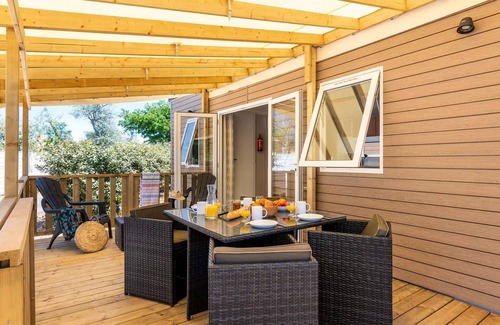 Crach Casa | Campsite Romanée Le Fort Spanish **** - Mobile home Premium 4 rooms 6 people air-conditioned
