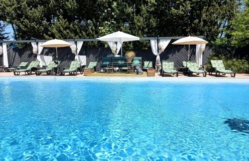 Paluds de Noves Chalet De Esquí | Campsite Verbela village **** - Chalet 35m2 - 2 bedrooms 4 to 6 people - 4 pers. included in the tariff