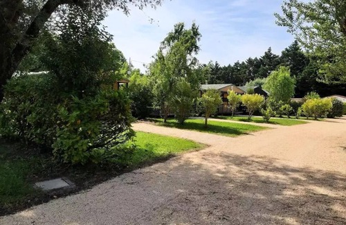 Paluds de Noves Chalet De Esquí | Campsite Verbela village **** - Chalet 35m2 - 2 bedrooms 4 to 6 people - 4 pers. included in the tariff