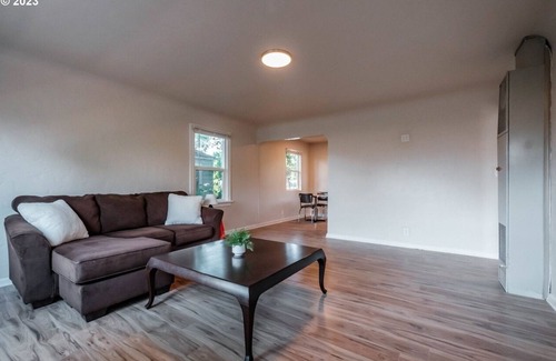 Corvallis Casa | Campus Cottage