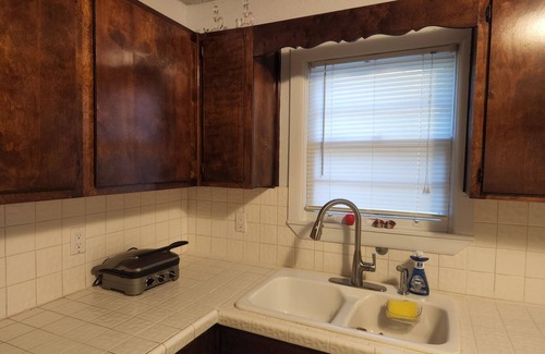 Norman Casa | Campus Visit Getaway Home - Walking Distance to OU Campus and Stadium