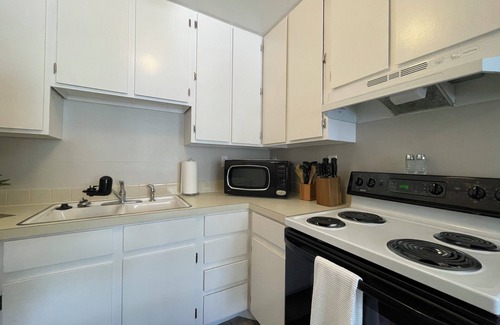 Fort Collins Condominio | Campus West Nest | King Bed + Walk to CSU