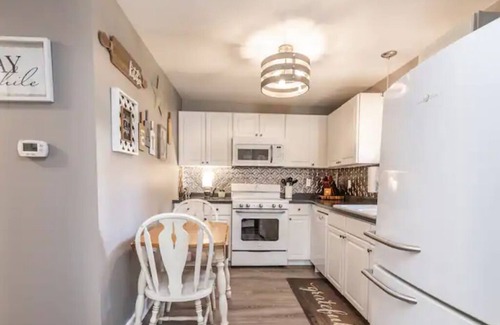 Balfour Casa | Camryn's Cottage
