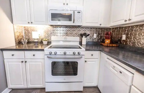 Balfour Casa | Camryn's Cottage