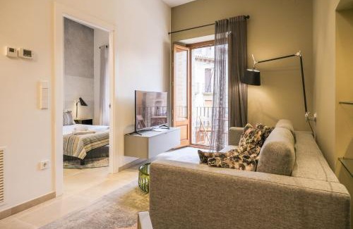 Besalú Apartamento | Can Bona Casa - Apartamento con vistas a la plaza
