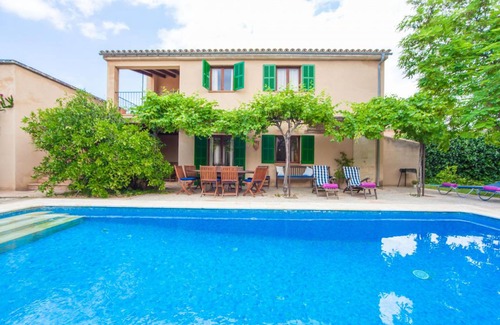 Petra Villa | CAN CASTA