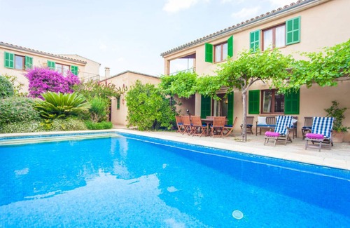 Petra Villa | CAN CASTA