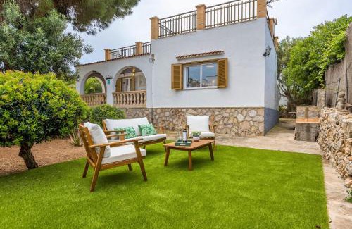 Cala Santany Casa | Can Castello garden of bliss