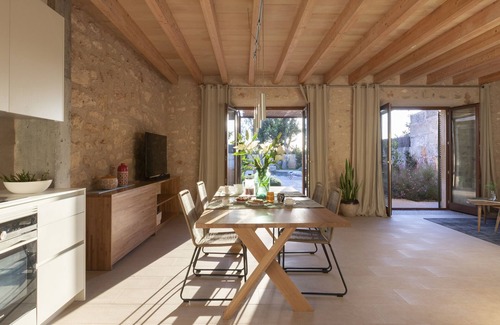 Consell Casa | Can Cunso 20, piscina, barbacoa, estilo y confort