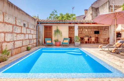 Petra Casa | Can Floreada