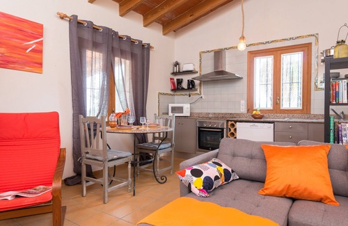 Moscari Villa | CAN GALLU - ADULTS ONLY - Villa con piscina privada en Moscari (Selva). WiFi Gratis