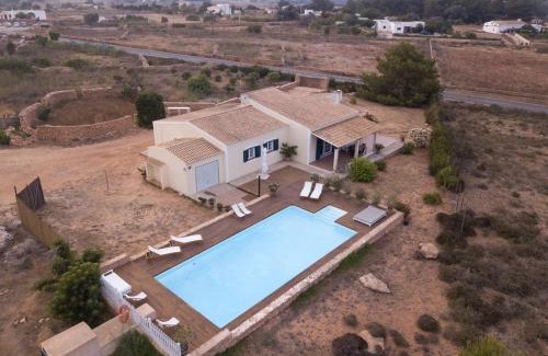 Pilar de la Mola Casa | Can Juan Pedro