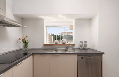Mallorca Villa | CAN MIQUEL PORRO - Espectacular casa de pueblo con piscina privada y WiFi gratis.