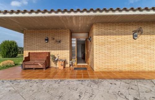 Bescano Chalet De Esquí | Can Noguer Casa con piscina y jardín